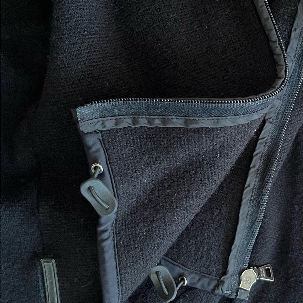 Prada - Picture 4 of 8